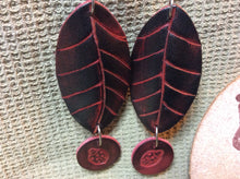 Load image into Gallery viewer, Leaf Earrings with Ladybugs in Leather
