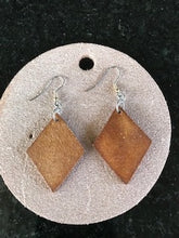 Load image into Gallery viewer, Leather Earrings Caramel Floral
