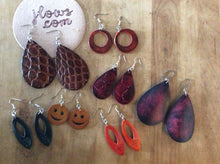 Load image into Gallery viewer, Leather Earrings in Eclipse Shape
